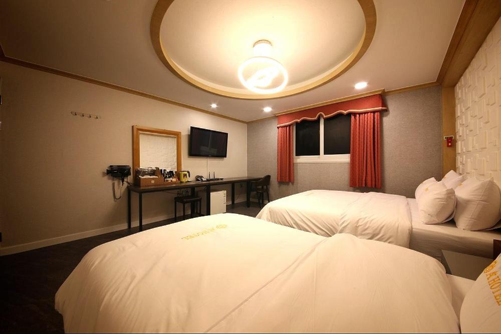 Geoje A-Plus Hotel Εξωτερικό φωτογραφία